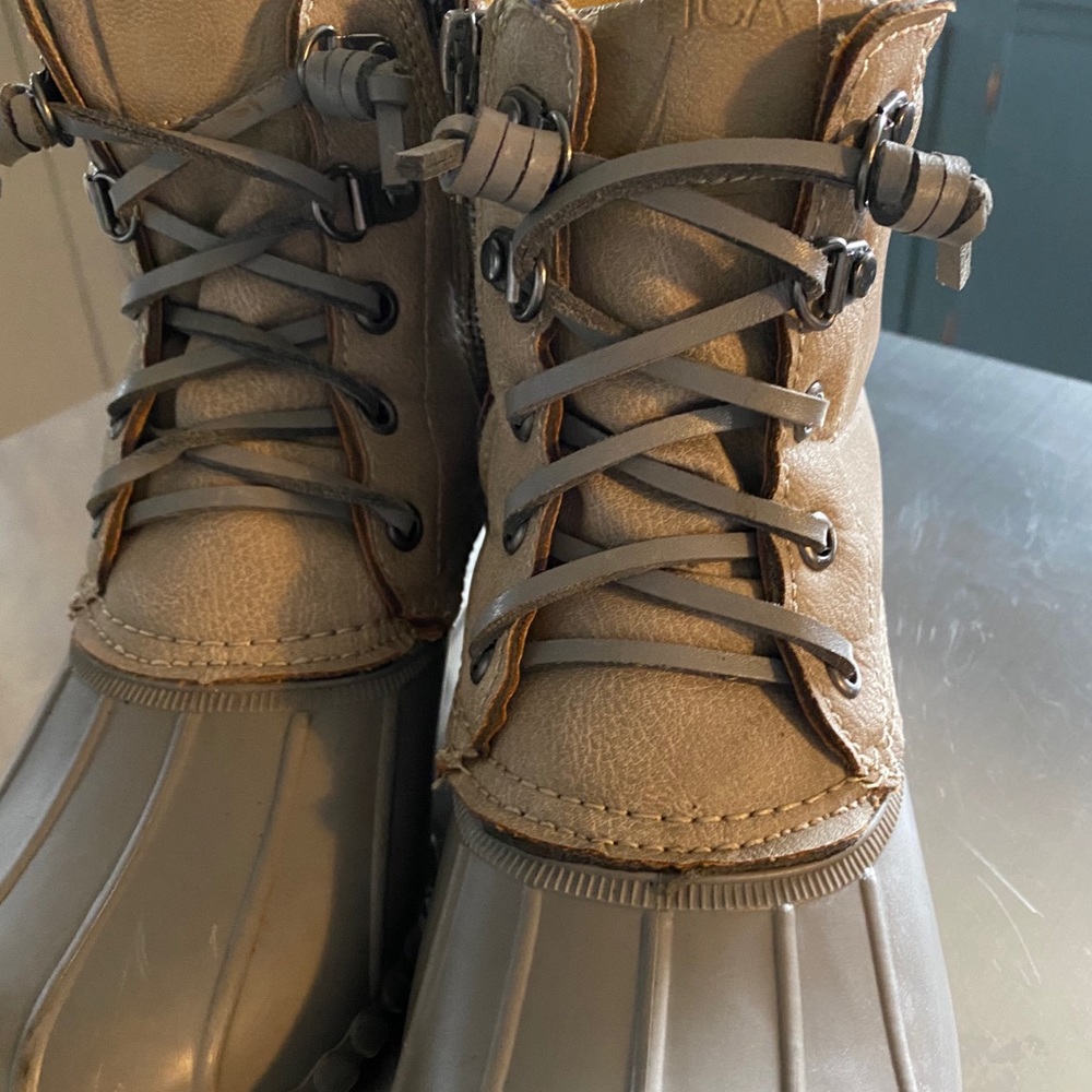 Nautica Duck Boots